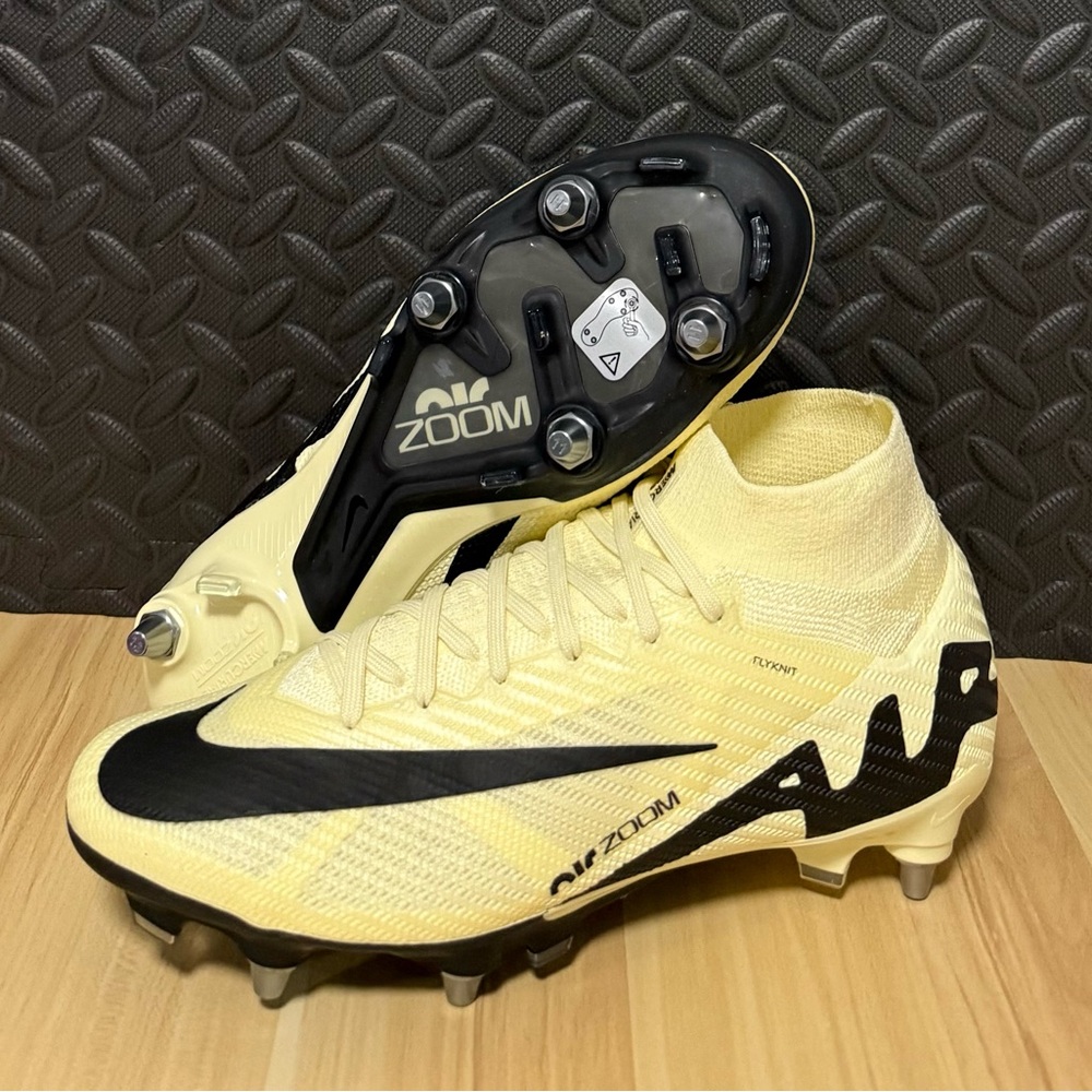 Nike Zoom Mercurial Superfly 9 Elite SG-PRO Soccer Cleats FD0250-700 Mens Sz 8.5